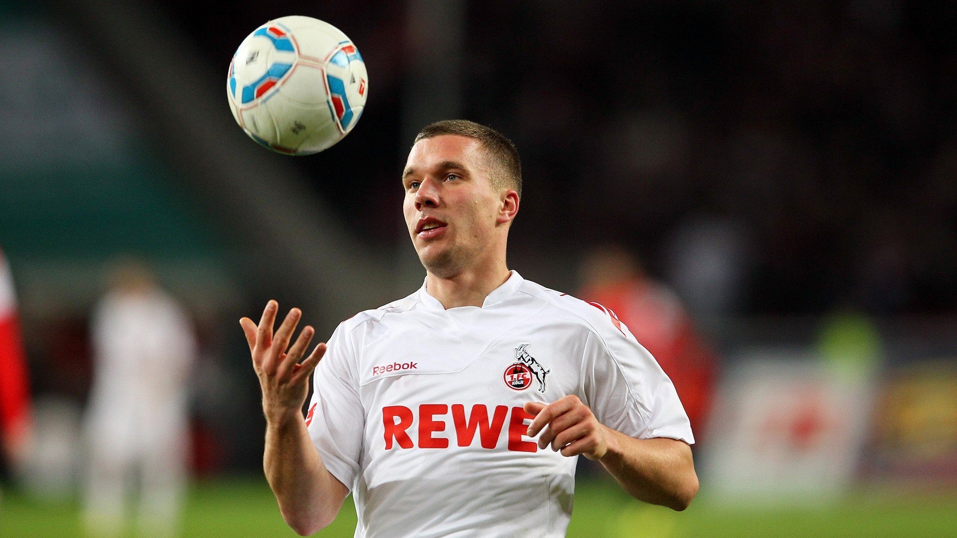 乐鱼体育地址-五大联赛自由球员签约是否改变了球队战术部署逻辑，2021大牌自由球员